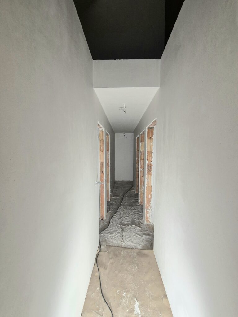 pleisterwerken gang renovatie zedelgem